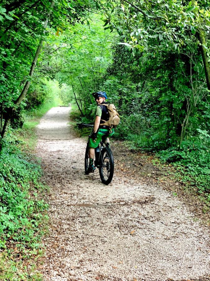 Ennesima Osteria Con - Bike 3*