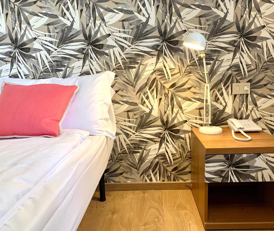 Ennesima Osteria Con - Bike Hotel